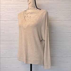 NWOT Elegant Cream V-Neck Sweater by White House Black Market